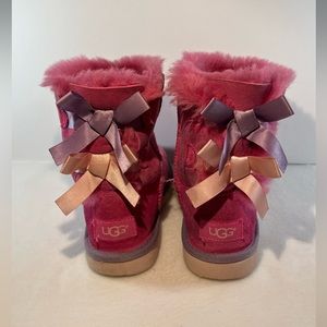 UGG Australia Bailey Bow II Pink/Blue Girls Size 13 US
